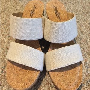 Lucky Brand Magnolia wedge